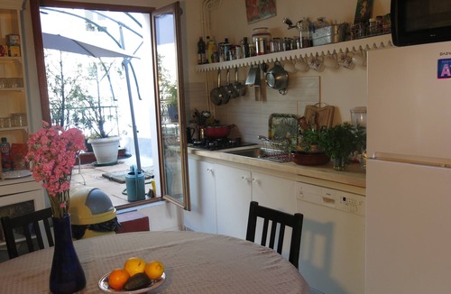 Montmartre Apartment | Paris rustique