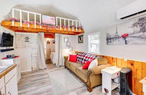 Paris House | Paris Vacation Rental ~ 22 Mi to Mount Magazine!