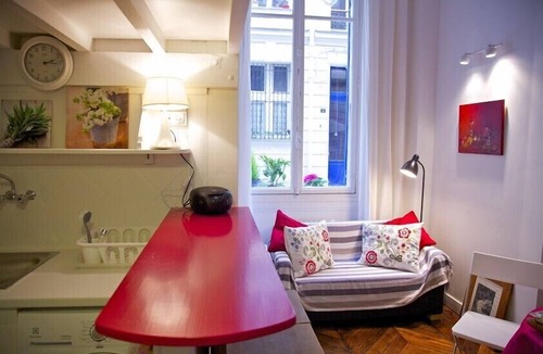 Quartier des Grandes-Carrieres Apartment | Paris, very nice apartment for 2/3 people at the foot of Montmartre.