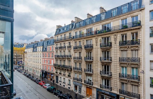 Quartier de la Plaine-de-Monceaux Apartment | Paris Wagram Design Residences