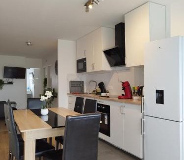 Argenteuil Apartment | Parisian Cosy flat with Balcony
