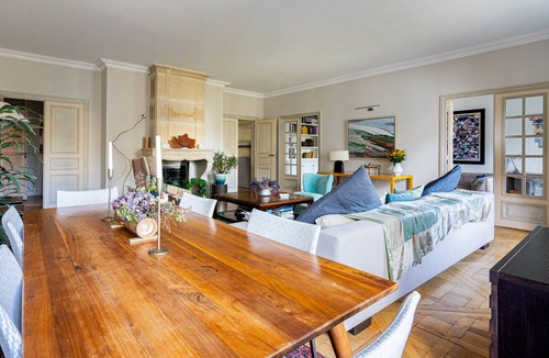 6th Arrondissement Apartment | Parisian Elegance: 4BR, 4.5BATH Chic Apartment