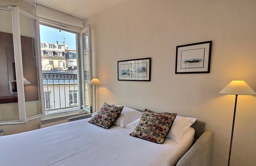 Notre-Dame-des-Champs Apartment | Parisian Home|S06355|Studio|Montparnasse - Maine