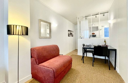 Bonne-Nouvelle Apartment | Parisian Home | Studio | Montorgueil