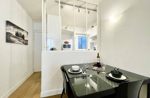 Bonne-Nouvelle Apartment | Parisian Home | Studio | Montorgueil