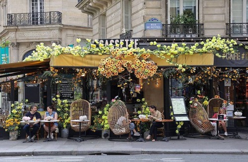 Saint-Germain-des-Pres Apartment | PARISIAN OPULENCE: RUE DE RENNES RETREAT, LUXE LIVING – 150 SQM – SAINT GERMAIN