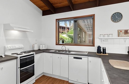 Surf Beach House | Park and Relax - beautiful views