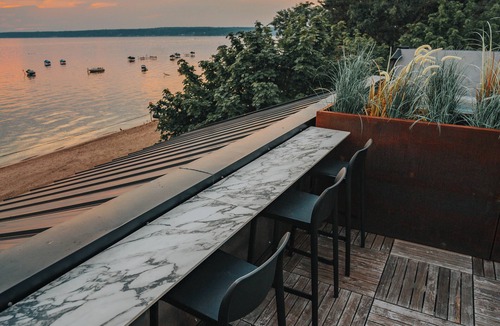 Sylvan Beach Villa | Park Avenue Beach Villa - Modern Lakefront Luxury with Rooftop Hot Tub
