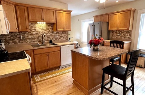 East Avenue Apartment | Park Avenue Residence - Historic 2-bed/2-bath