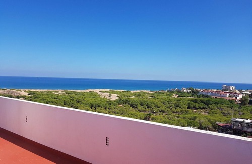 Torrevieja Apartment | Park Beach. The apartment is on the corner and has sea views.