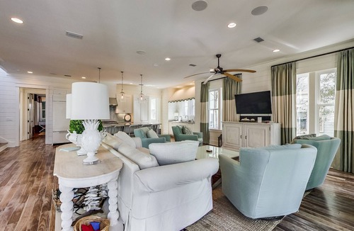 Watercolor House | Park District! Shuffleboard! Cornhole Boards! LSV!