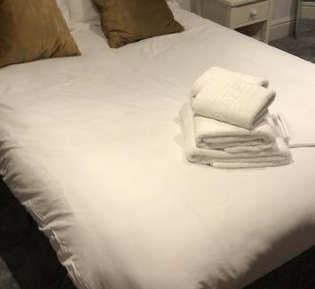 Harrogate House | Park drive the oval