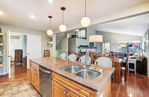 Park Forest Estates House | Park Forest Chalet in Breckenridge: spacious 4-bedroom home-Hot Tub-Dog Friendly