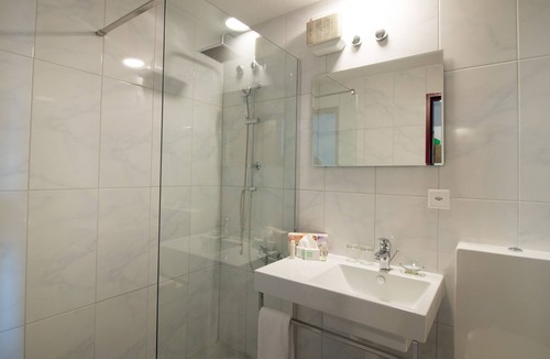 Romanshorn Hotel | Park - Hotel Inseli