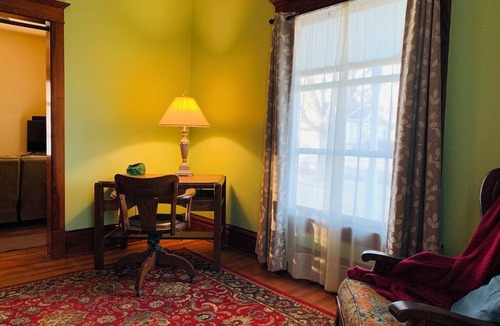 Aurora House | Park House - 3-bedroom home in beautiful Aurora, NE