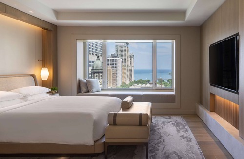 Magnificent Mile Hotel | Park Hyatt Chicago