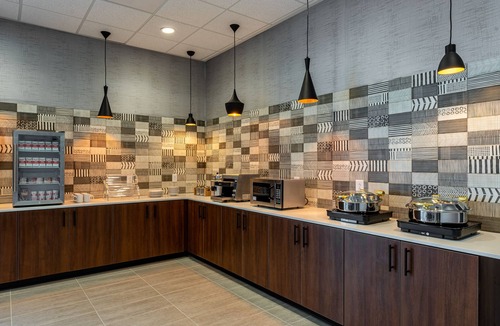 Florence Hotel | Park Inn by Radisson Florence, SC