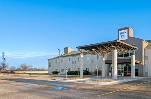 Grand Island Hotel | Park Inn by Radisson, Grand Island I-80