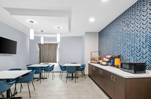 Grand Island Hotel | Park Inn by Radisson, Grand Island I-80