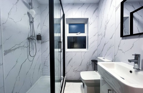 Dover Hotel | Park Inn Palace