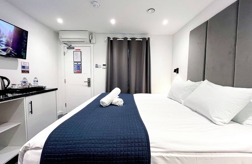 Dover Hotel | Park Inn Palace