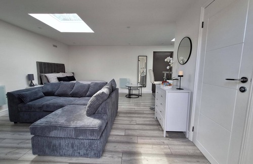 Blackfen and Lamorbey Apartment | Park Lodge Retreat at Sidcup
