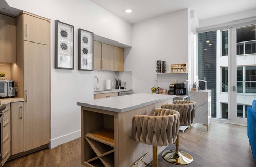 East Village Apartment | Park Lux PlayHouse - Loaded 3 Bdrm DownTown