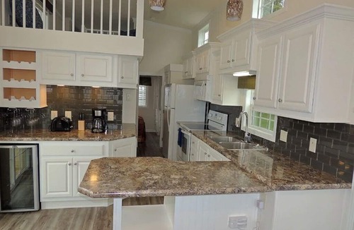 Cape Vincent House | Park Model #29 - 1 bedroom/1 bath