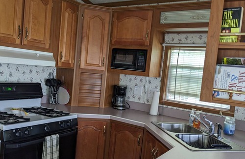 Perry House | Park model unit #1 for rent by Silver Lake NY