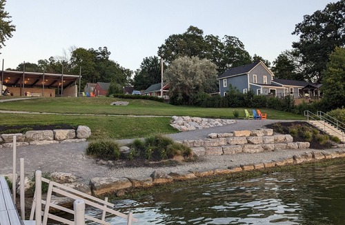 Perry House | Park model unit #5 for rent by Silver Lake NY