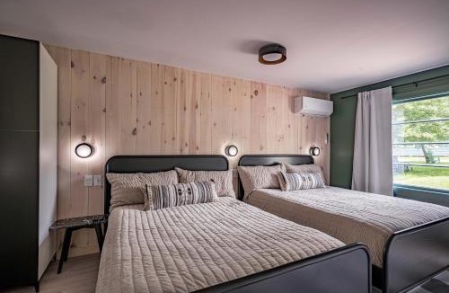 Tupper Lake Hotel | Park Motel and Cabins