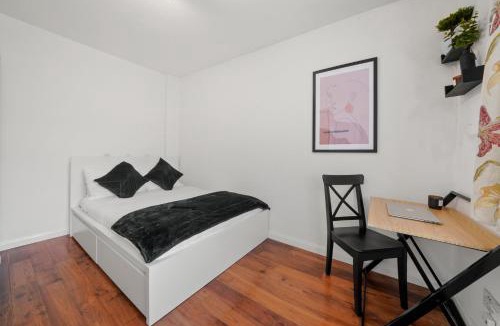 North Acton House | Park Royal Hububb Stay