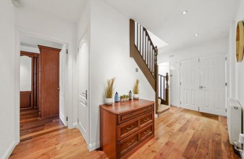 North Acton House | Park Royal Hububb Stay