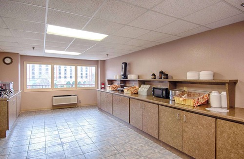 Pigeon Forge Hotel | Park Tower Inn