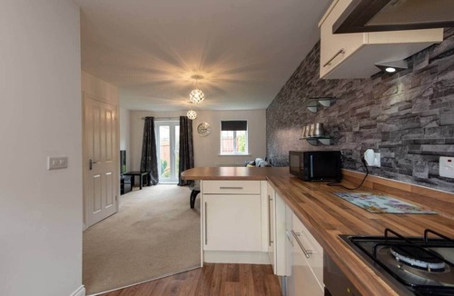 Billingham House | Park View, 2-bed home, both en-suite, 2 parking