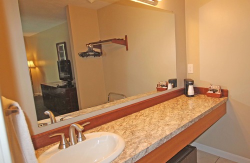 Salem Hotel | Park View Inn - Salem