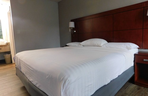 Greensboro Hotel | Park View Inn