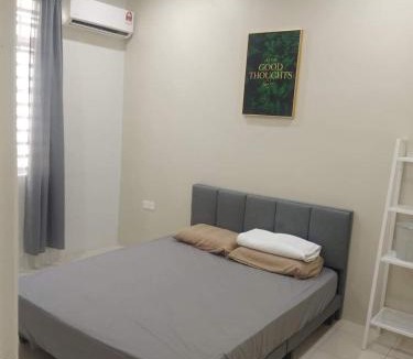 Kampung Serukam House | Park Villa Homestay