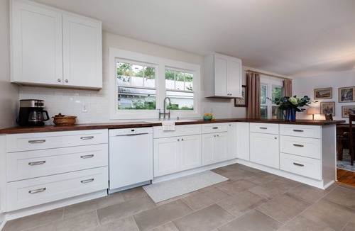 Biloxi House | Park your car and walk to EVERYTHING downtown Ocean Springs has to offer!