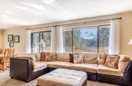 Parkdale House | Parkdale Forest Paradise