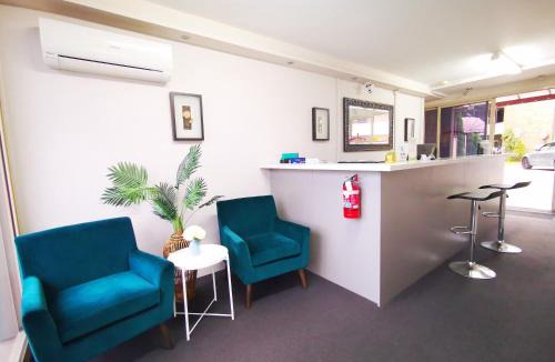 Parkdale Hotel | Parkdale Motor Inn