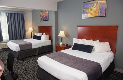 Bloomington Hotel | Parke Regency Hotel & Conference Center