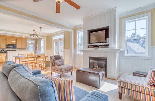 Olivia Beach House | Parker House