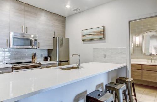 Historic District - North Apartment | Parker's Collection Estate