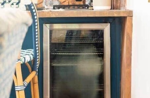 Midtown House | Parkfront Lux by Minty Living