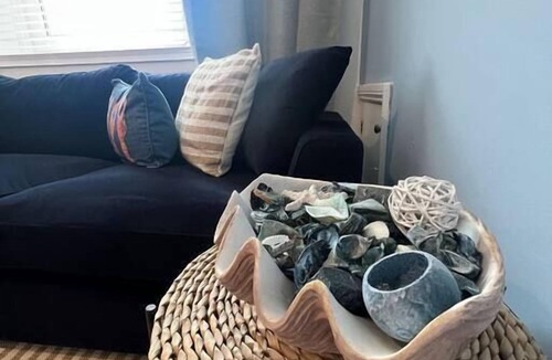 Margam Apartment | Parking 2 Baths Garden + Dining Area