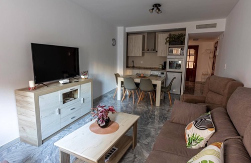 La Trinidad-San Juan y Todos los Santos Apartment | Parking. Entre Patios Centro