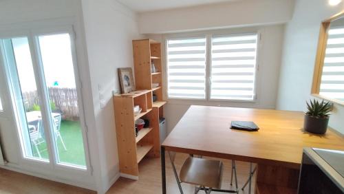 Reze Apartment | Parking gratuit, garage vélo, proche tramway