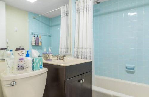 Prudential - St. Botolph Apartment | Parking - Private Entrance - King Beds