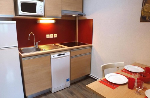 Saint-Lary-Soulan Apartment | Parking, tv, 30m², Saint Lary Soulan
